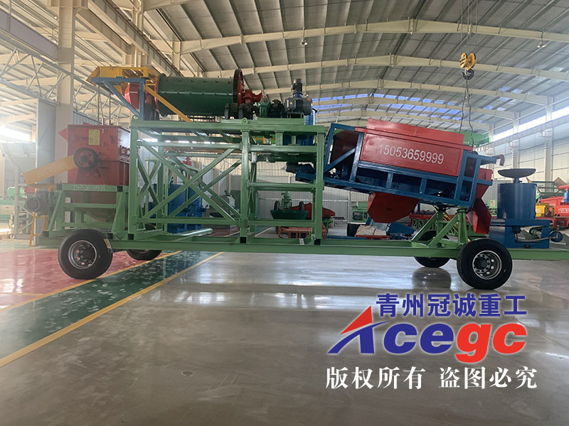 Crushing and screening movable separating car Crushing and screening movable separating car