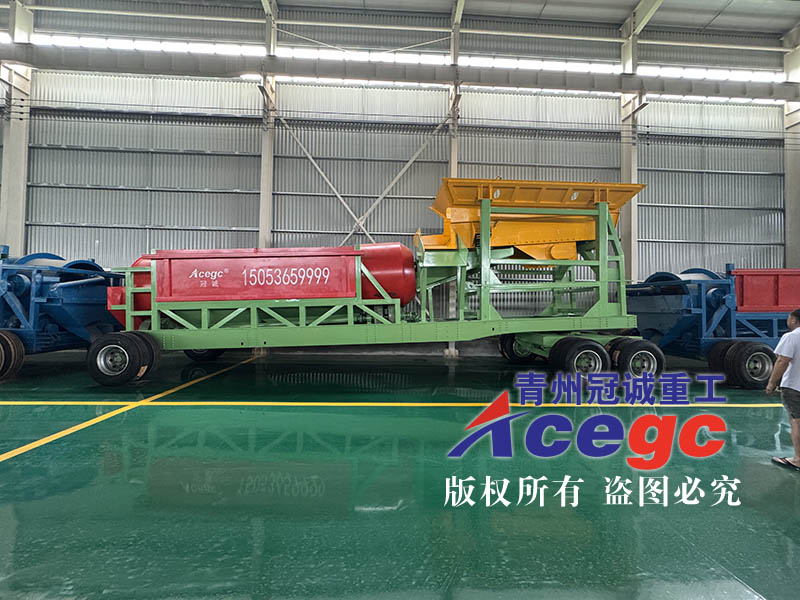 Portable trommel screen car